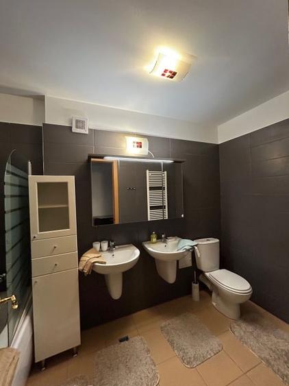 Apartament cu 2 camere decomandat, mobilat în Otopeni