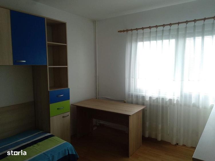 Apartament cu 4 camere în Militari