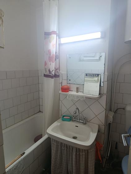 Apartament cu 2 camere decomandat în Exterior Vest