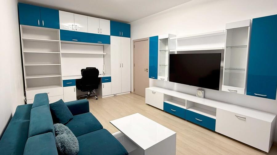 Apartament cu 2 camere decomandat în Titan