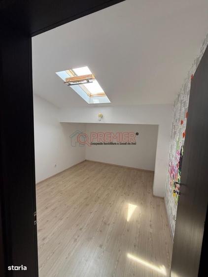 Apartament cu 3 camere în Sud