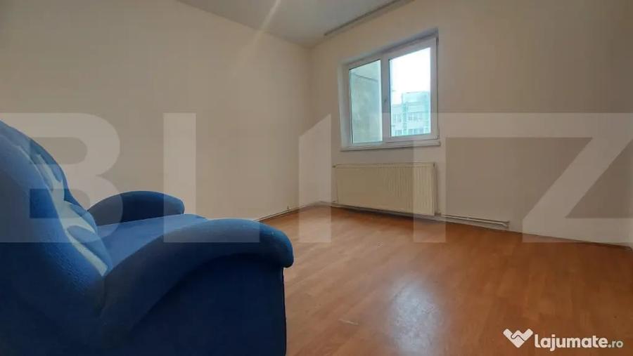 Apartament cu 3 camere decomandat în Central