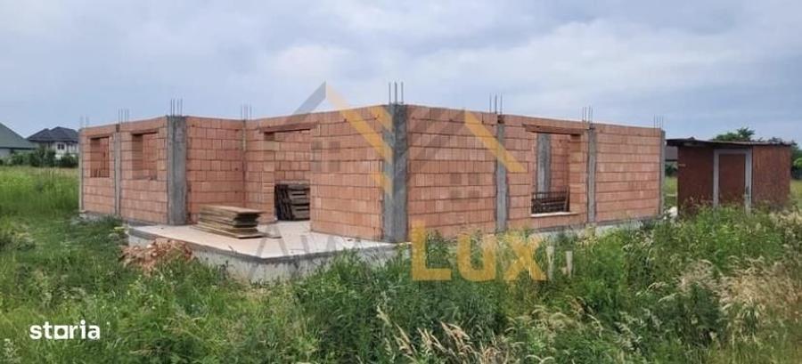 Casă cu 4 camere în Mocira