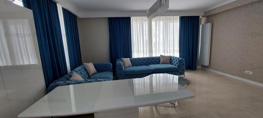 Penthouse cu 5 camere decomandat în Militari