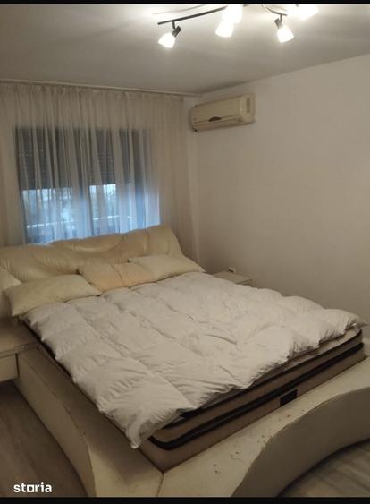 Apartament cu 4 camere în Central