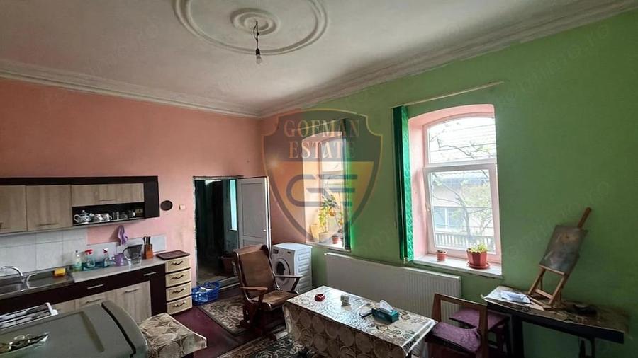 Casă cu 4 camere cu Teren 1025 Mp în Lumina