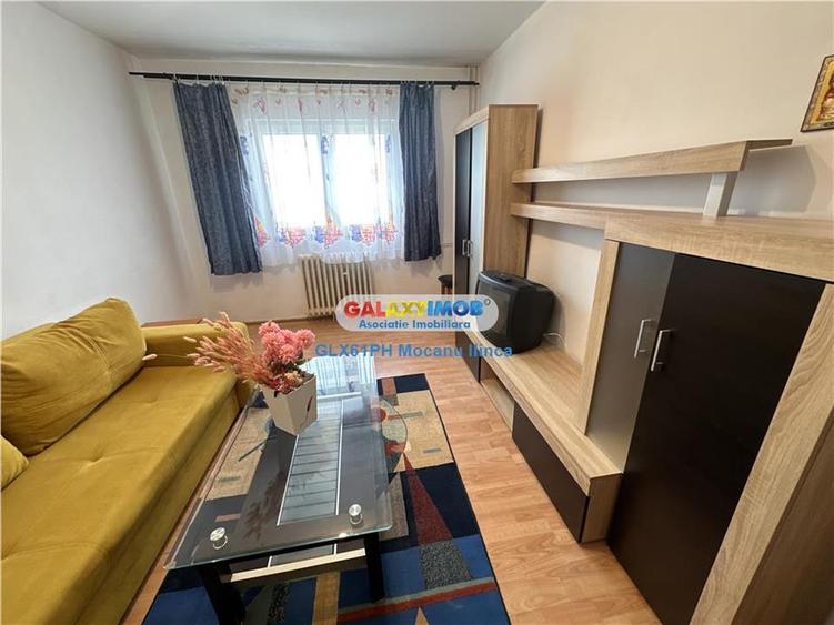 Garsonieră decomandată, mobilată în Malu Roșu