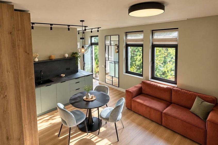 Apartament cu 2 camere decomandate, finisat modern, mobilat si utilat cu parcare, in Centru - 2