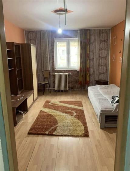 Garsonieră decomandată, mobilată în Buziașului
