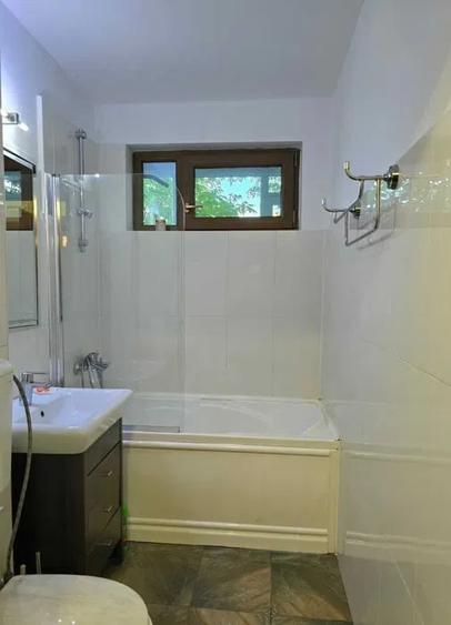 Apartament cu 3 camere semidecomandat, mobilat în Cotroceni
