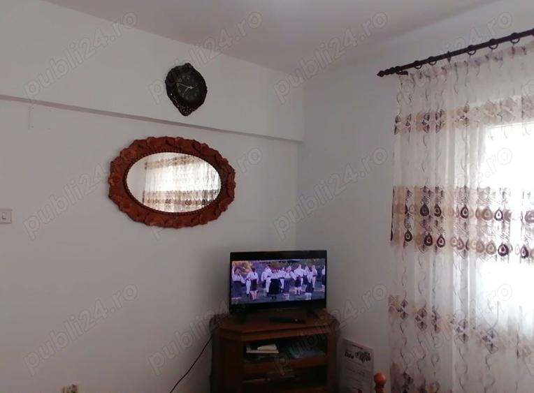 Apartament cu 2 camere decomandat în Panciu