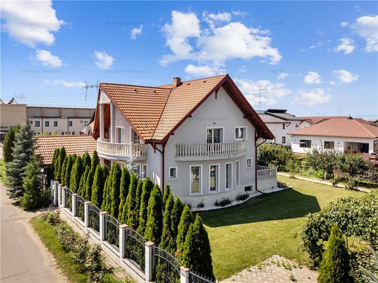 Casă individuală cu 5 camere cu Canalizare în Sânpetru