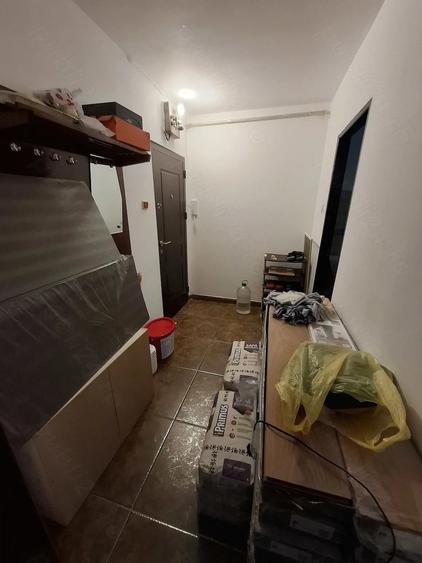 Apartament cu 2 camere semidecomandat în Govândari
