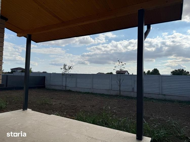 Casă cu 4 camere cu Teren 450 Mp în Central