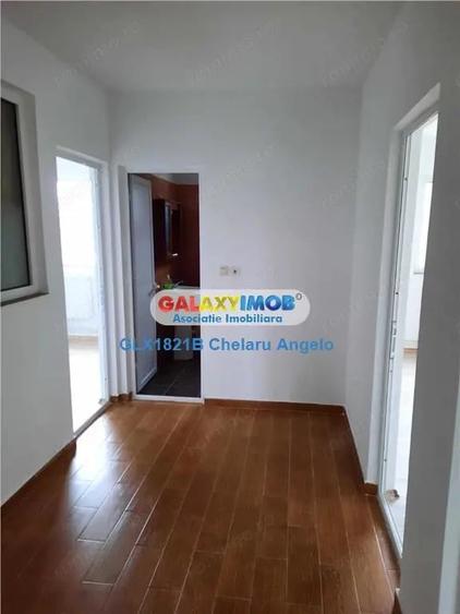 Casă cu 5 camere cu Teren 880 Mp în Siliștea Snagovului