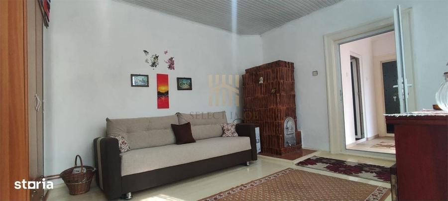 Casă cu 3 camere în Minieri