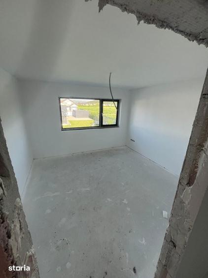 Casă cu 4 camere cu Teren 350 Mp în Jucu