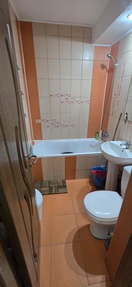 Apartament cu 2 camere decomandat în Exterior Vest