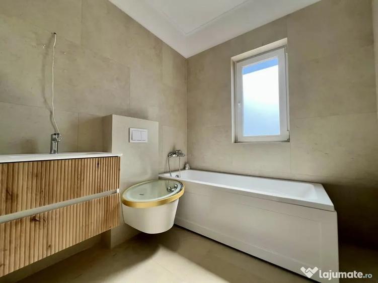 Casă cu 3 camere cu Teren 216 Mp în Săcălaz