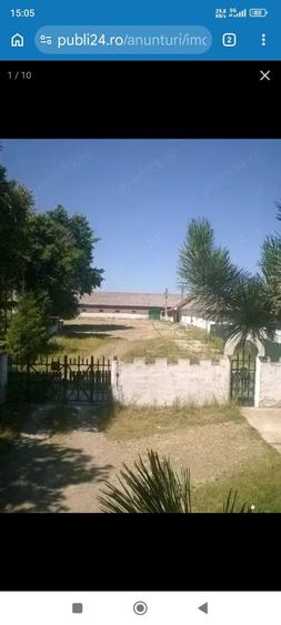 Casă cu 4 camere în Costâna