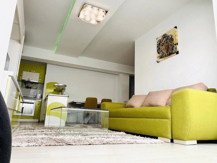 Apartament cu 3 camere decomandat în City Park Mall