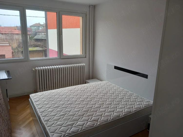 Apartament cu 2 camere semidecomandat în Complex Studențesc