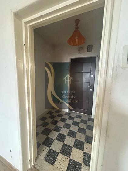 Garsonieră decomandată în Veteranilor