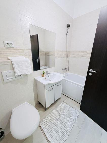 Apartament cu 2 camere semidecomandat în Galata