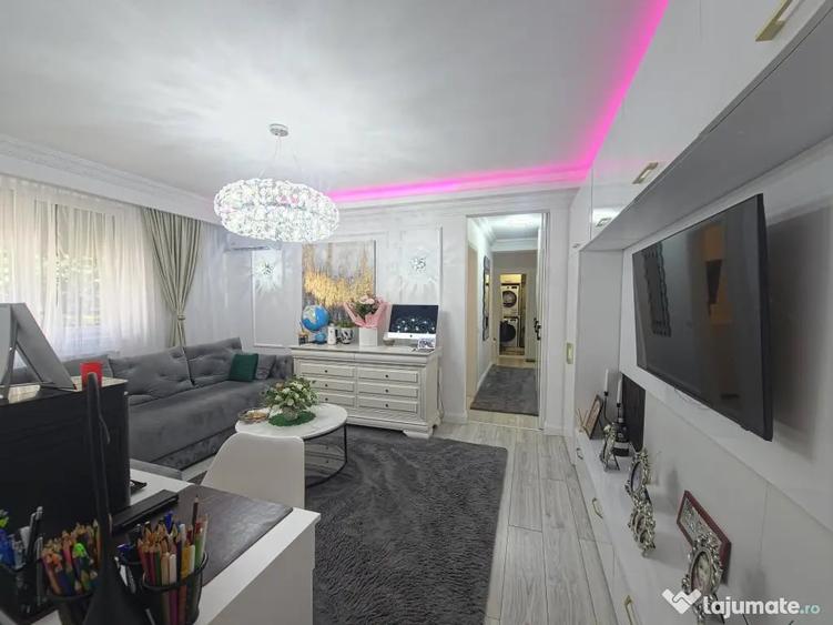 Apartament cu 4 camere semidecomandat în Tăbăcărie
