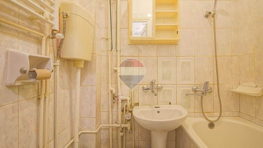 Garsonieră semidecomandată, mobilată în Blumăna