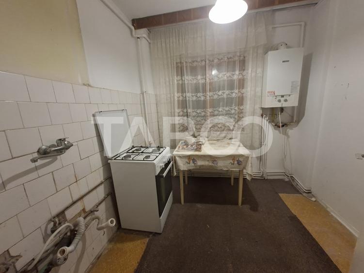 Apartament cu 2 camere decomandat în Calea Dumbrăvii