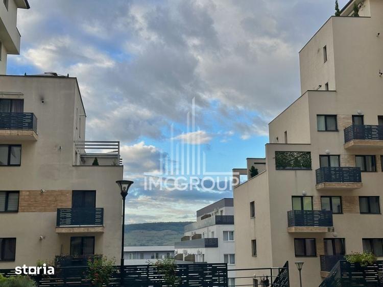 Apartament cu 3 camere decomandat în Florești