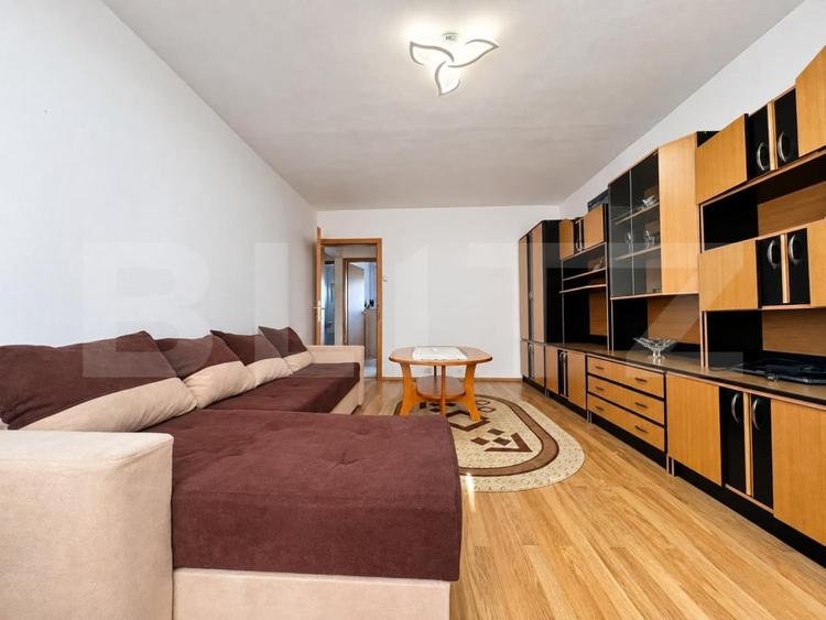 Apartament cu 2 camere decomandat, mobilat în Zărnești