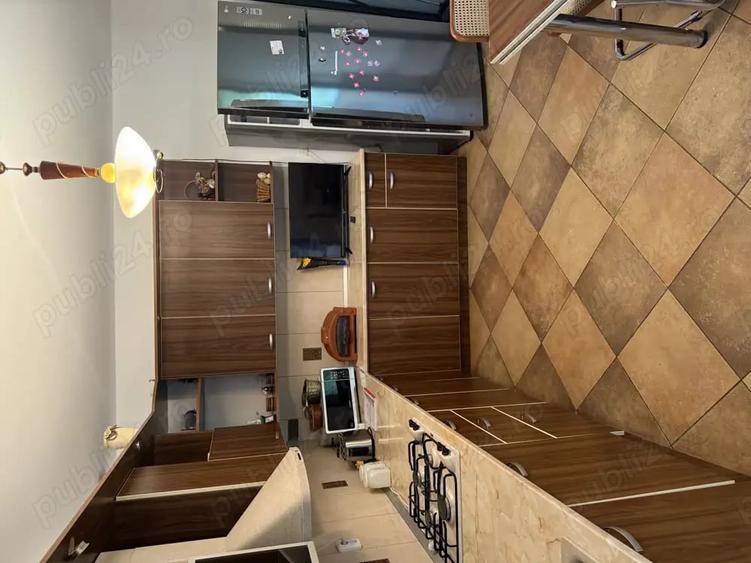 Casă cu 5 camere cu Teren 747 Mp în Urziceni