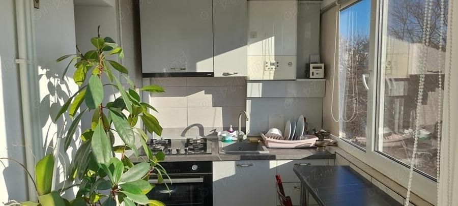 Apartament cu 2 camere decomandat în Gara