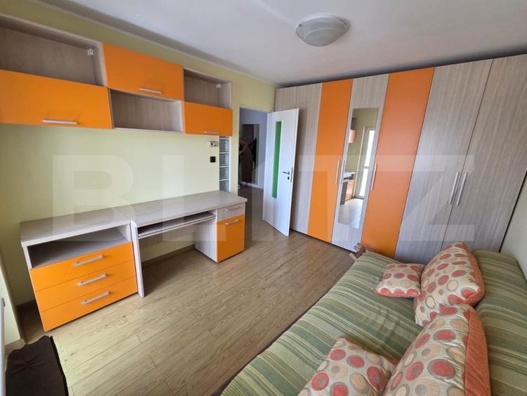 Apartament cu 2 camere decomandat, mobilat în Central