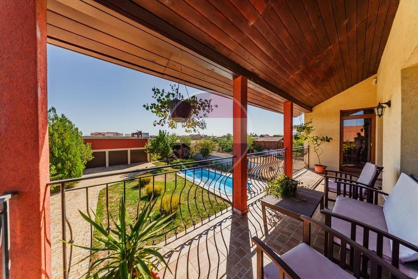 Casă individuală cu 5 camere cu Piscina în Fântânele