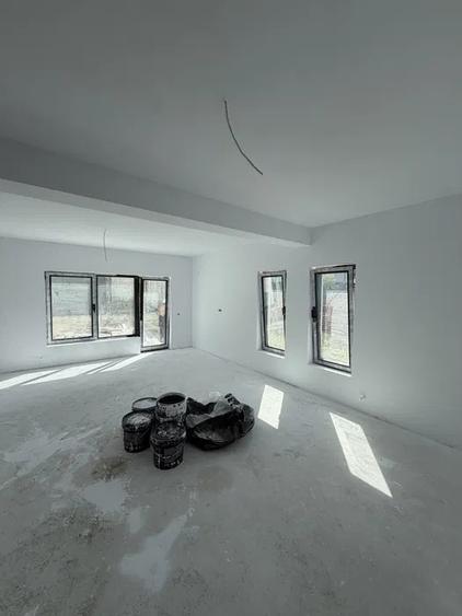 Duplex cu 4 camere cu Canalizare în Bragadiru
