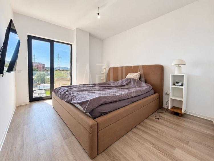 Apartament cu 3 camere semidecomandat în Florești