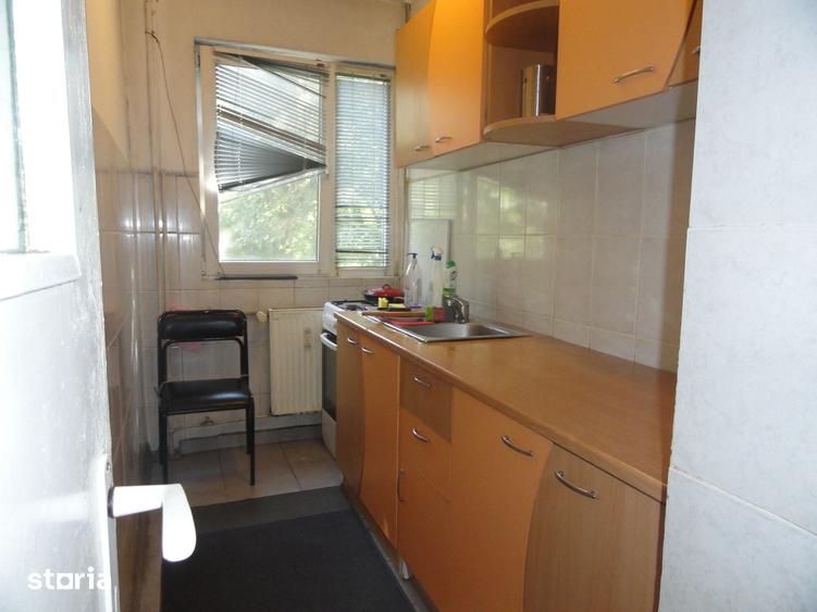 Apartament 3 camere etaj 2 Vlaicu, 63 mp, aproape de statia de tramvai - 1