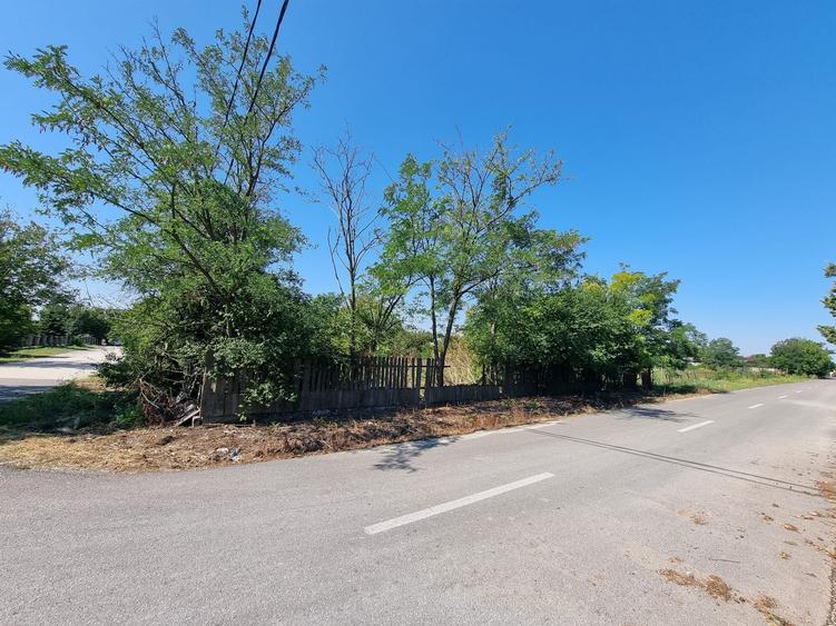 Teren Construcții intravilan de 700 mp, în Movilița