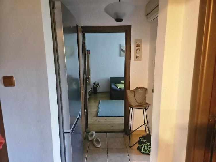 Apartament cu 2 camere decomandat în Berceni