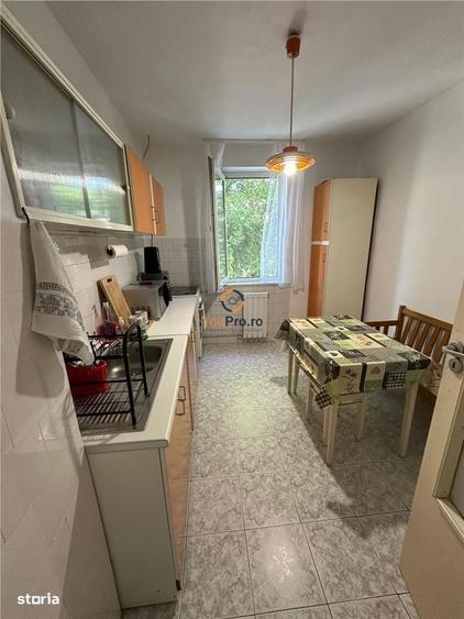 Apartament cu 2 camere decomandat în Complex Studențesc
