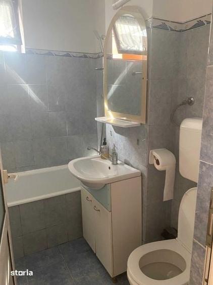 Apartament cu 2 camere decomandat în Precista