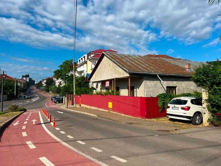 Casă cu 4 camere în Central
