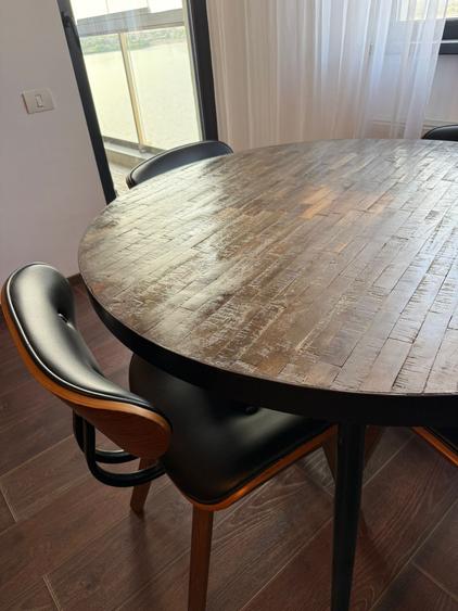 Apartament cu 3 camere decomandat în Uverturii