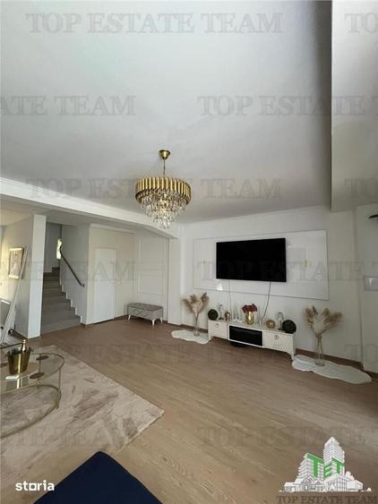 Casă cu 4 camere cu Teren 220 Mp în Central