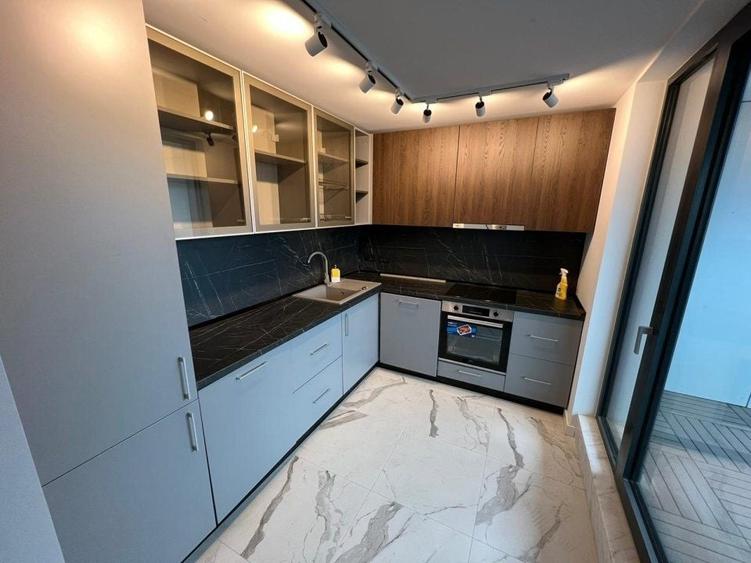 Apartament cu 2 camere semidecomandat, mobilat în Aviației