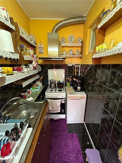 Casă cu 5 camere cu Teren 250 Mp în Aurel Vlaicu