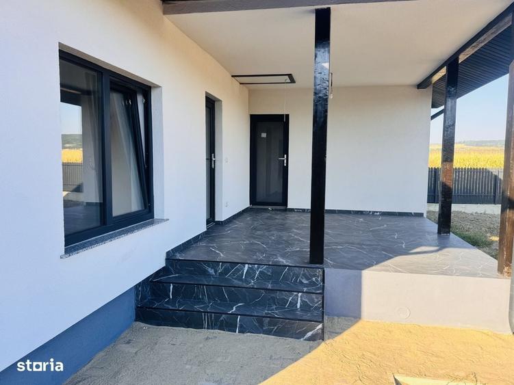Casă cu 3 camere în Lilieci